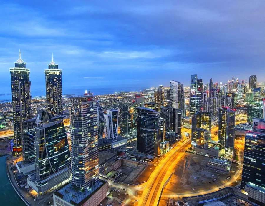 Movers in business bay